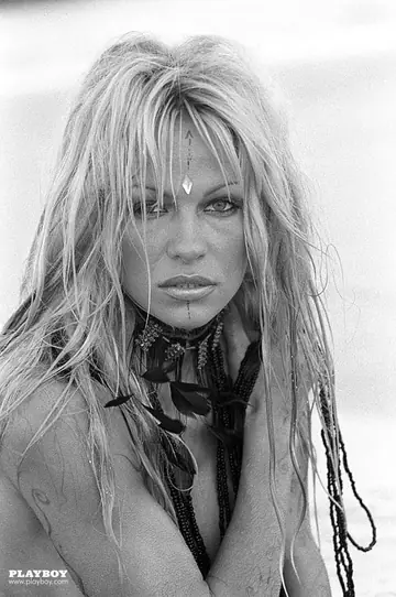 Pamela Anderson – Tattooed Blonde MILF Flaunts Her Big Tits Outdoors