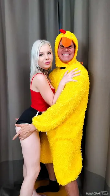 Mary Monroe – Blonde with Small Tits Takes Anal and Gets Cum on Her Ass