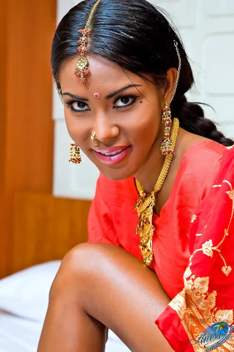 Indian Trans Woman Stands Nude and Shows Her Cock – photo 8 of 20