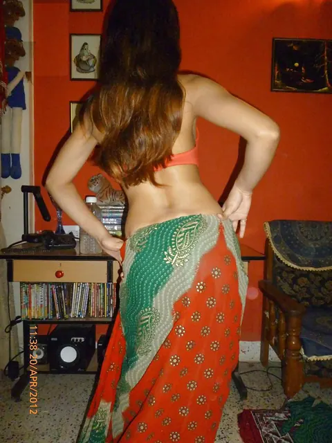 Indian Woman Pulls Panties Aside and Bares Her Breasts – photo 9 of 10