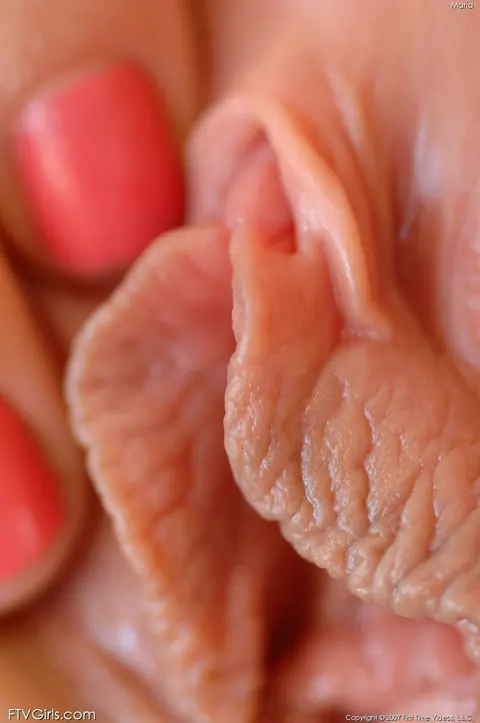 Amateur Brunette Undresses and Spreads Her Pussy Up Close – photo 11 of 20