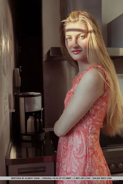 Tall European Woman Pulls Panties Aside in a Skirt – photo 1 of 18