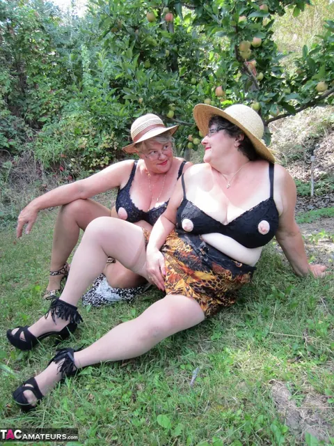 Thick MILFs Kiss and Spread in Pantyhose Outdoors – photo 8 of 20