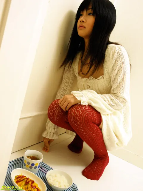 Hikaru Momose: Japanese Brunette Takes a Morning Creampie – photo 4 of 12