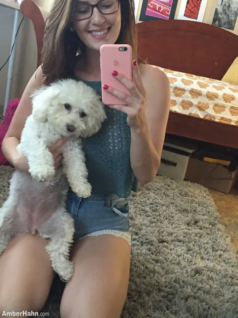 Amber Hahn: Thick Brunette in Glasses Flashes Her Big Tits and Spreads in Selfies – photo 1 of 15