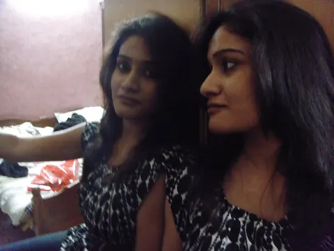 Indian Woman Sucks Her Big Natural Tits and Spreads – photo 4 of 10