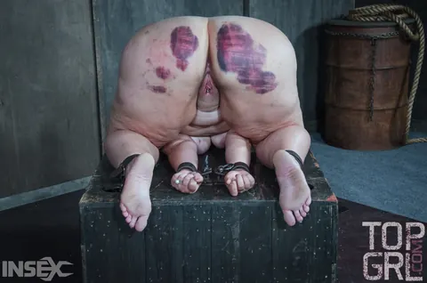 BBW with Small Tits Spreads for Anal in Bondage – photo 11 of 14
