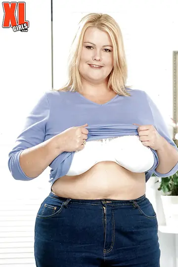 Blonde BBW with Big Tits Strips Out of Her Jeans