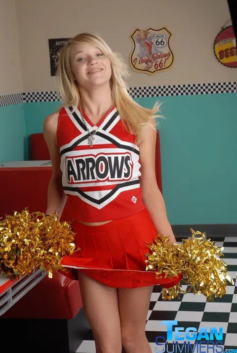 Tegan Summers: Petite Blonde Poses in a Skirt and Uniform at Diner – photo 12 of 20
