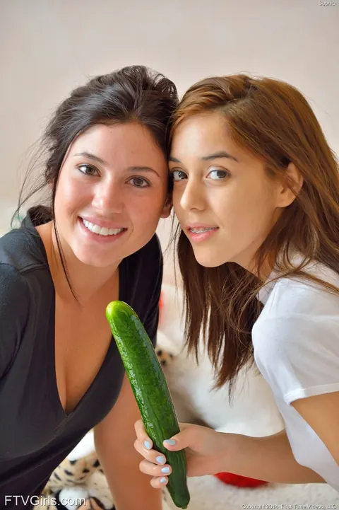 Kristina Bell: Two Skinny Lesbians Use a Cucumber and Finger Each Other – photo 13 of 15