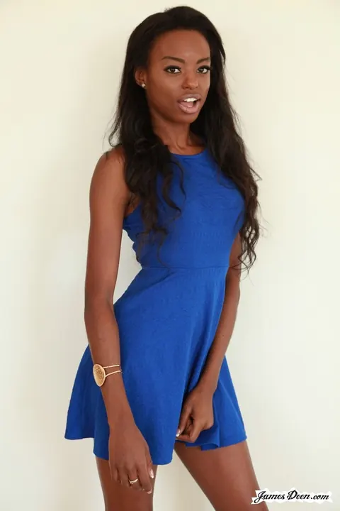 Tiffany Tailor: Slim Ebony MILF Undresses and Fingers Her Pussy – photo 2 of 16