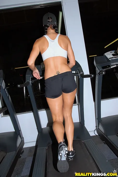 Missy Woods: Thick Blonde MILF Strips Off Her Yoga Pants and Spreads at the Gym – photo 1 of 14