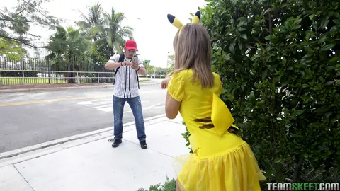 Jessie Saint: Blonde in Costume Sucks and Fucks in a Public Threesome – photo 15 of 21
