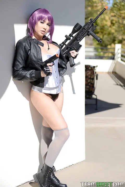 Jessie Saint: Blonde in Costume Sucks and Fucks in a Public Threesome – photo 4 of 21
