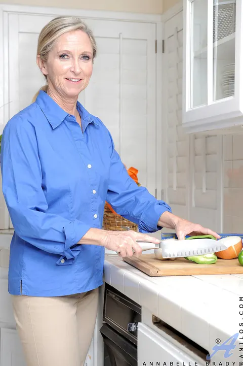 Annabelle Brady: Tall Mature Blonde Undresses in the Kitchen – photo 2 of 20