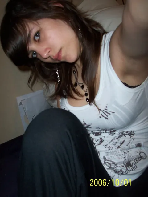 Brunette Shows Her Big Tits in Panties Selfies – photo 6 of 15