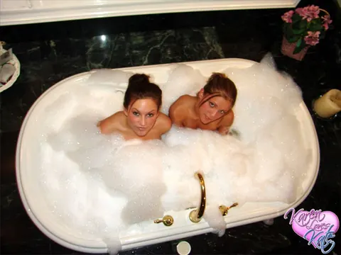 Two Busty Lesbians with Big Asses Fondle in the Bubble Bath – photo 7 of 12