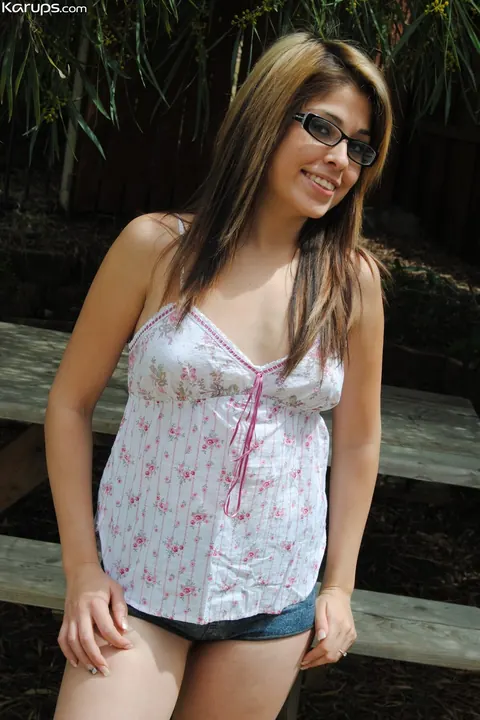 Breana: Petite Latina in Glasses Undresses and Spreads Outdoors – photo 10 of 21