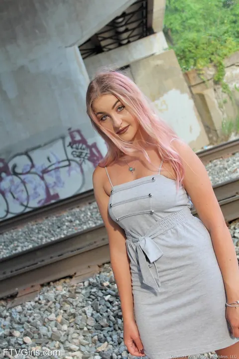 Petite Babe Strips Out of Her Dress in Public – photo 17 of 21