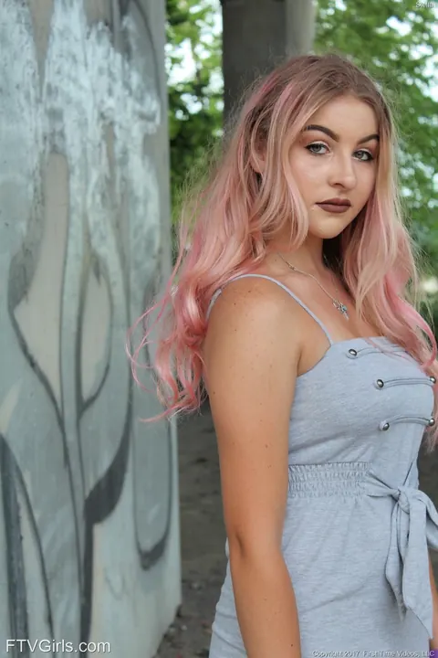 Petite Babe Strips Out of Her Dress in Public – photo 7 of 21