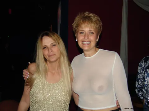 Dee Delmar: Tall Redhead MILF with Big Tits Licks Pussy in a Threesome – photo 19 of 20