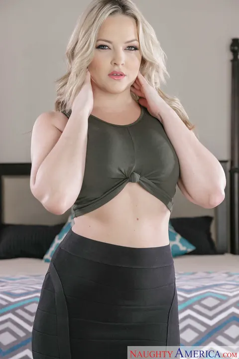 Alexis Texas: Thick Blonde Strips Out of Her Skirt on the Bed – photo 1 of 21