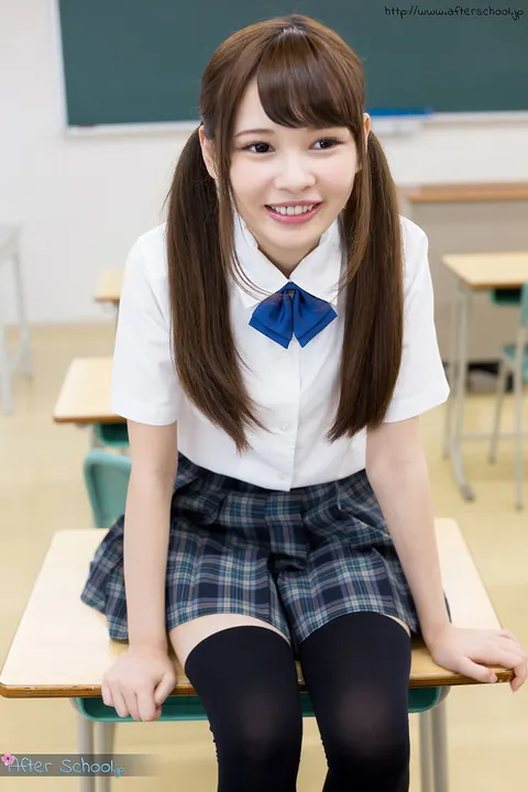 Shuri Atomi: Slim Asian Babe in Pigtails Takes Cum in Mouth – photo 2 of 16
