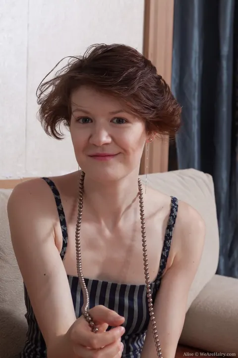 Thick Short-Haired MILF Undresses and Fingers Her Hairy Pussy – photo 2 of 21