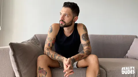 Hairy Men Kiss and Fuck Anal Together – photo 5 of 16
