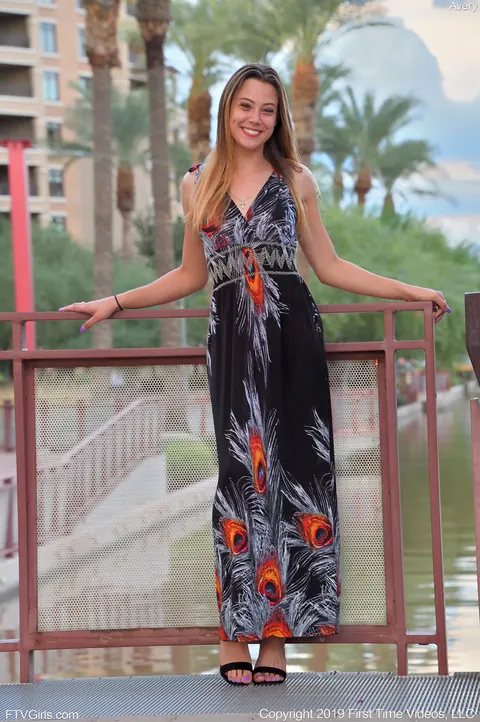 Redhead Strips Out of Her Dress and Heels Outdoors – photo 13 of 21