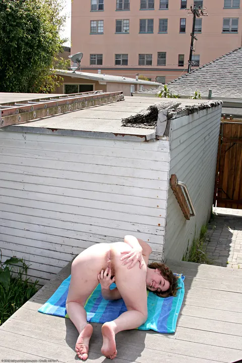 Sammy Grand: Busty Pale Amateur Spreads Her Hairy Pussy Outdoors – photo 15 of 20