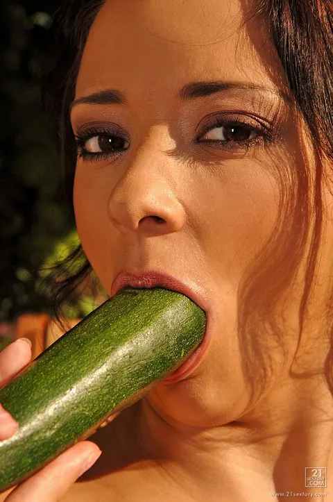Katarina Sidney: Tall European Brunette Pees on Patio and Toys with a Cucumber – photo 11 of 17