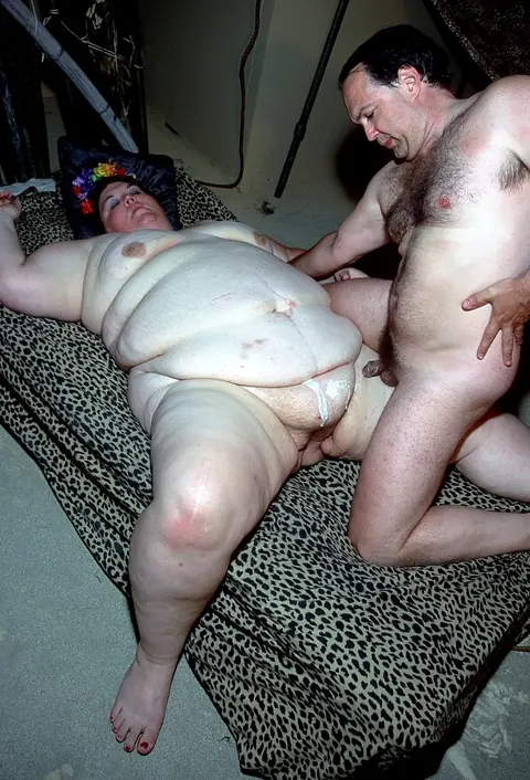 BBW Brunette with Big Tits Sucks Cock and Gets Her Pussy Licked – photo 14 of 21