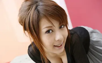 Japanese Woman in a Skirt Strips to Show Her Trimmed Pussy