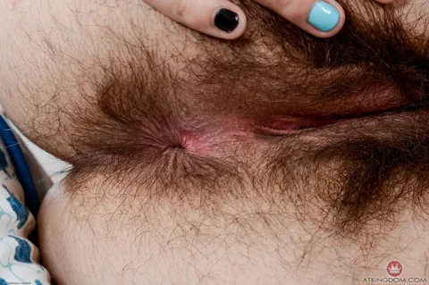 Anika Darling: Thick Brunette in Glasses Strips and Spreads Her Hairy Pussy – photo 17 of 20