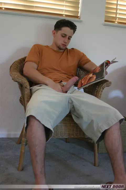 Man Undresses Outdoors and Strokes His Cock – photo 4 of 21