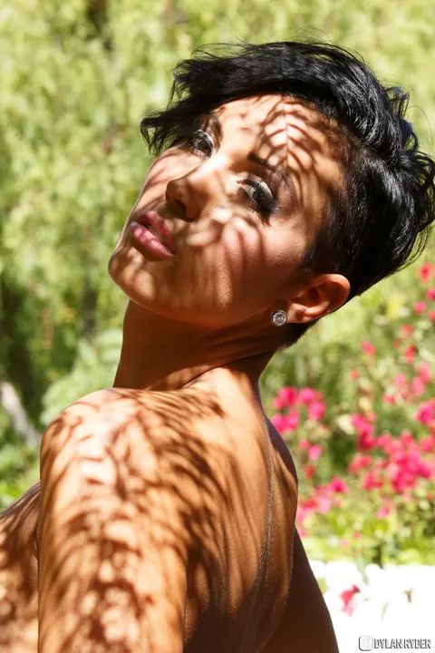Dylan Ryder: Tall MILF with Big Enhanced Tits Spreads in the Garden – photo 14 of 17