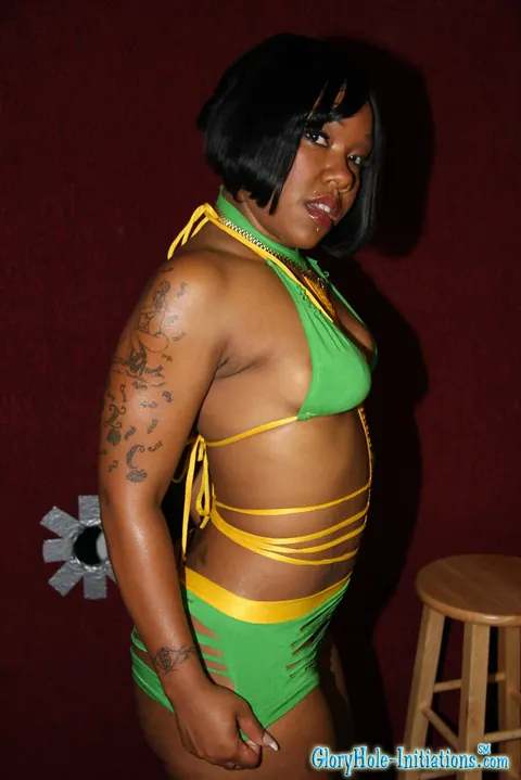 Unique LaSage: Short-Haired Ebony MILF in a Bikini Sucks Gloryhole Cock – photo 2 of 19