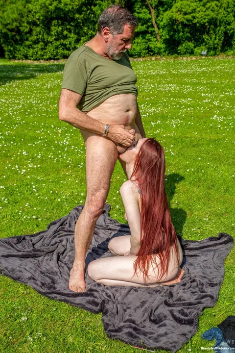 Isabella Both: Mature Redhead Sucks Cock and Gets Fucked in the Forest – photo 11 of 21