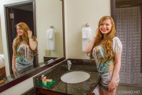 Amanda Love: Blonde BBW Lifts Her Heavy Breasts at the Bathroom Mirror – photo 1 of 16