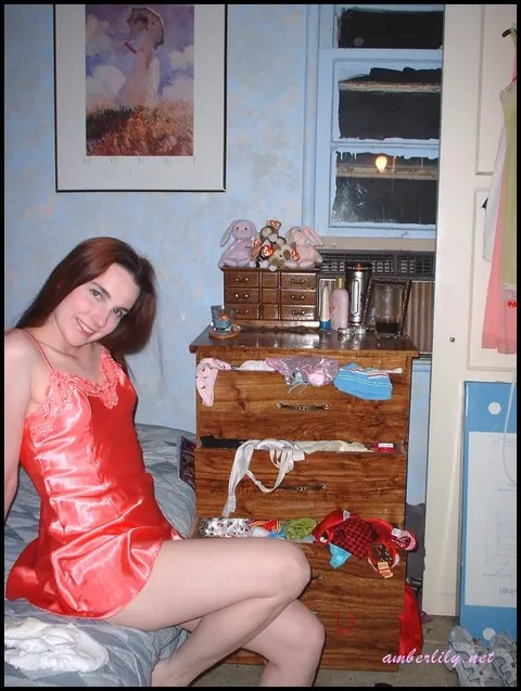 Amber Lily: Brunette MILF Strips Out of Her Lingerie and Skirt – photo 14 of 15