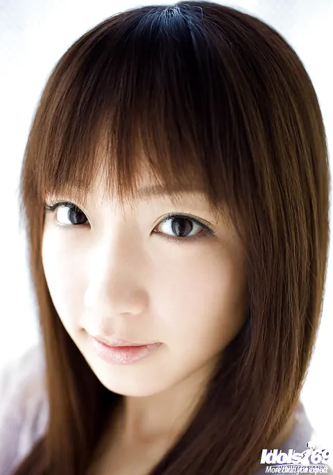 Hina Kurumi: Japanese Brunette Shows Off Her Body in Lingerie and Socks – photo 3 of 15