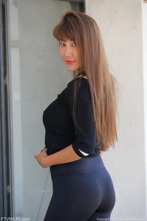 Tiffany Rain: Busty Asian MILF Poses Nude by the Pool – photo 7 of 21