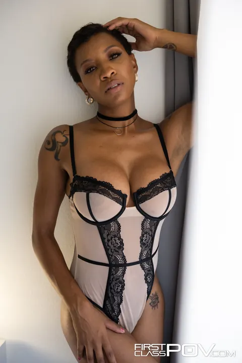 September Reign: Slim Ebony MILF in Lingerie Gets Fucked POV – photo 4 of 15