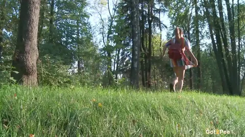 Diana Sweet: European Brunette Pulls Aside Her Panties and Spreads Outdoors – photo 15 of 15
