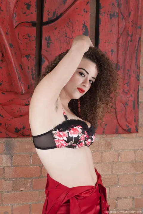 Ella Tripp: British Brunette Strips Off Her Panties and Spreads Her Hairy Pussy – photo 7 of 17