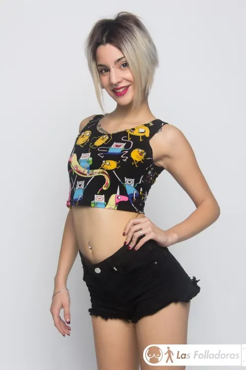 Alexa Nasha: European Blonde with Short Hair Shows Her Spread Pussy – photo 4 of 16