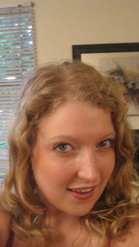 Curly Blonde Amateur Shows Her Big Tits in a Mirror Selfie – photo 3 of 21