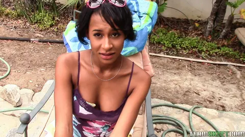 Jazzy Jamison: Ebony Brunette Kneels by the Pool for a Blowjob and Load – photo 3 of 17