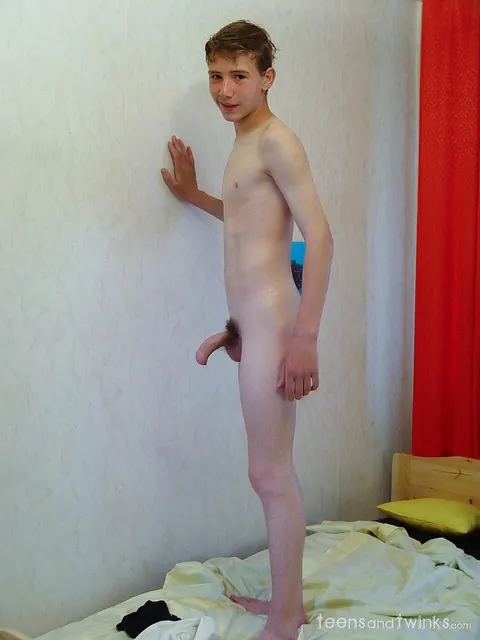 Hairy Man Undresses and Shows His Big Ass and Cock – photo 13 of 21
